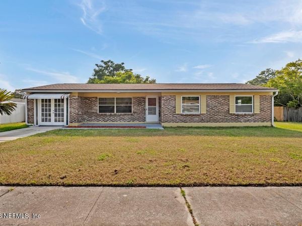 2126 WEYMOUTH Circle E, Jacksonville, FL 32246