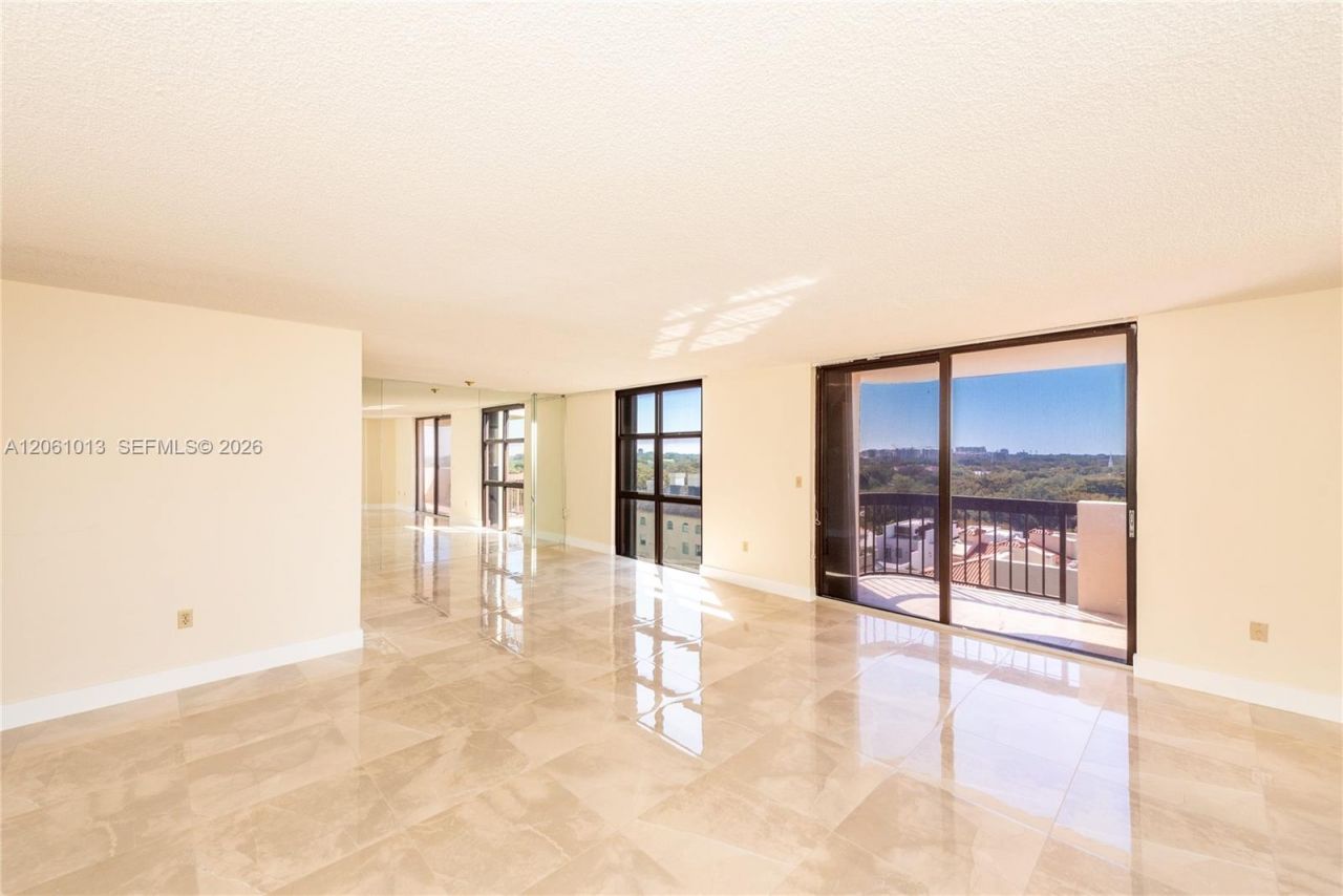 600 Biltmore Way , Unit 1014, Coral Gables, FL 33134 Photo