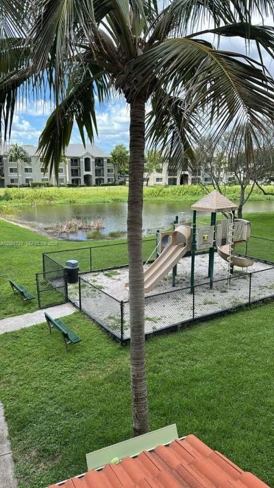 4131 San Marino Blvd, Unit 303, West Palm Beach, FL 33409 Photo
