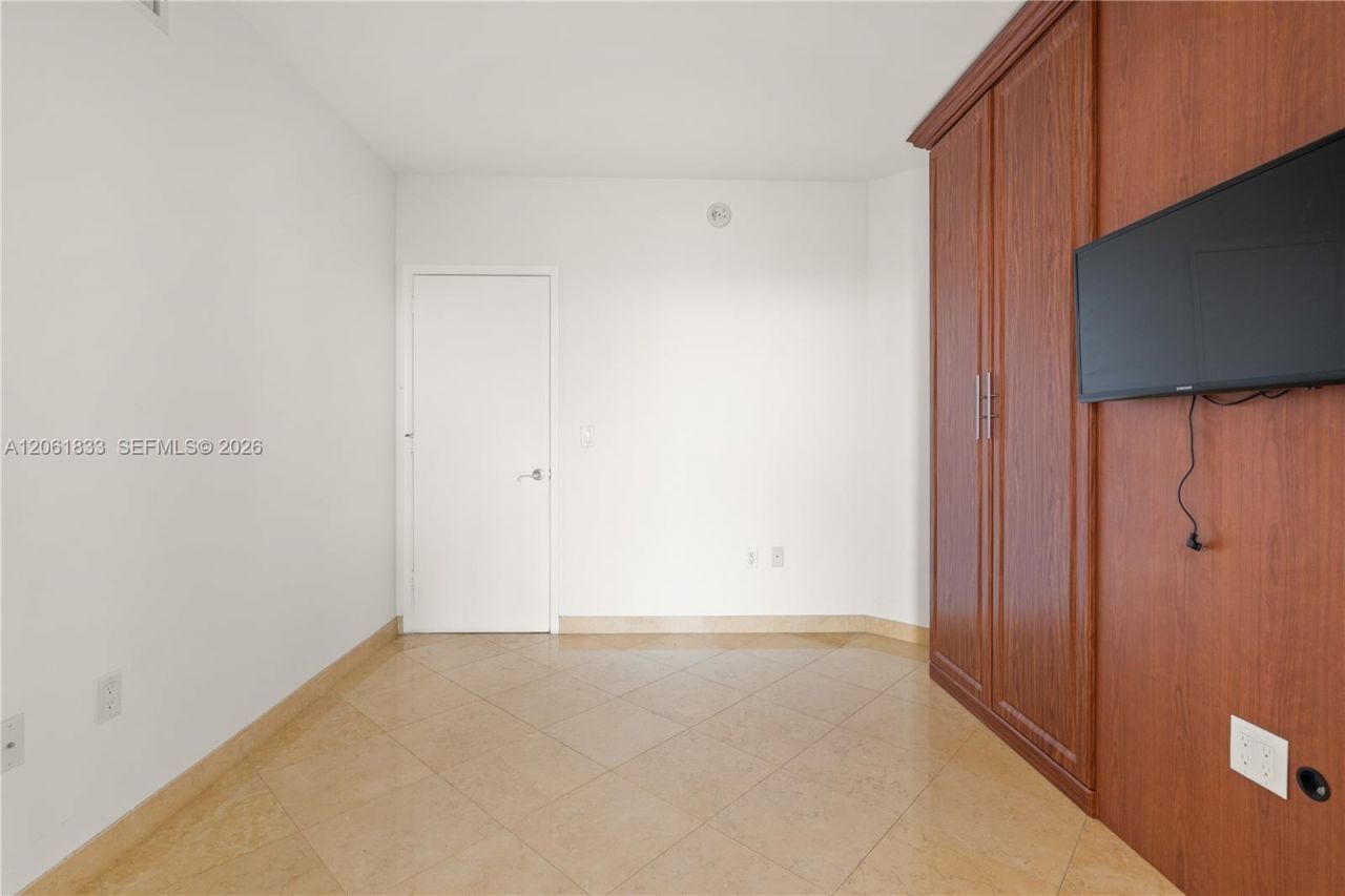 Please Call For Address, Unit 1831, Aventura, FL 33180 Photo