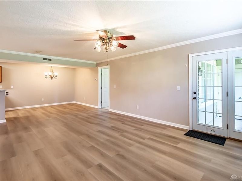 4220 Endeavor Drive, Unit 101, Colerain Township, OH 45252 Photo 7