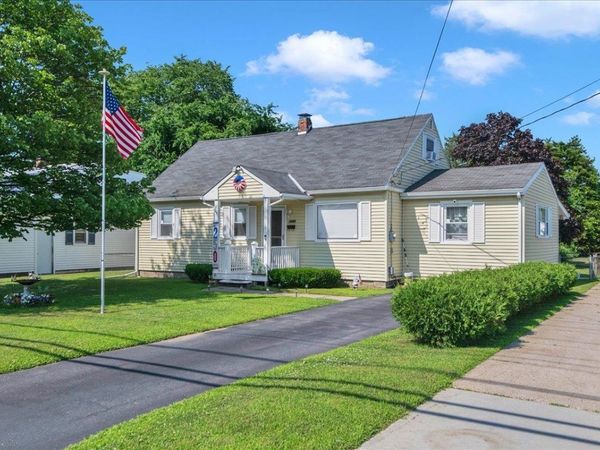 1688 North Avenue, Burlington, VT 05408