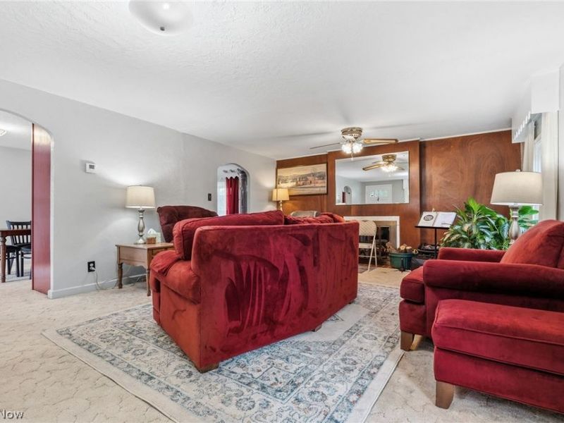 297 S Rockhill Avenue, Alliance, OH 44601 Photo 8