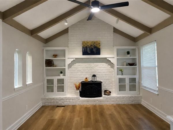 20701 Walker Road, Spring Hill, KS 66083