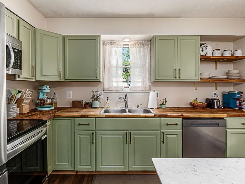172 S Madison Road, London, OH 43140 Photo 11