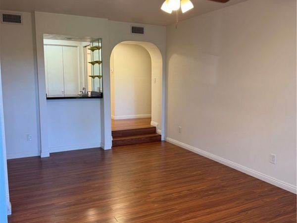 8455 Fountain, Unit 203, West Hollywood, CA 90069