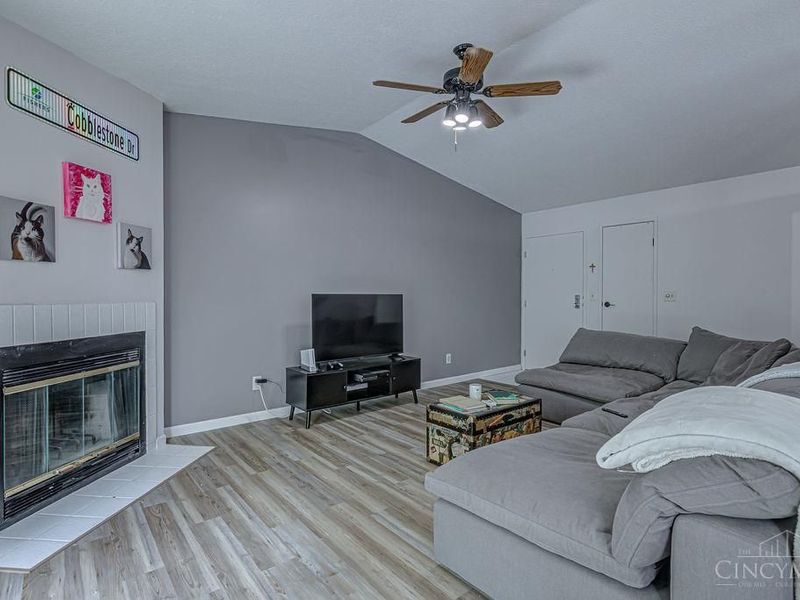 5352 Werk Road, Unit 3, Cincinnati, OH 45248 Photo 3