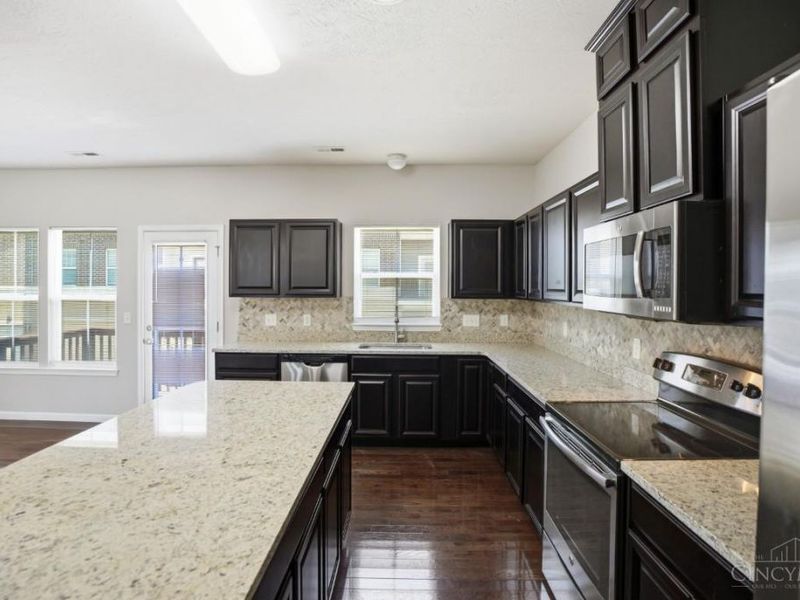 9550 Cobblestone Walk, West Chester, OH 45069 Photo 19