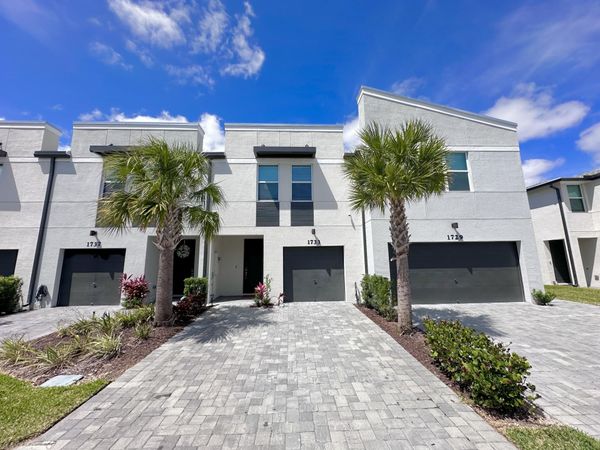 1733 Lindley Street, West Palm Beach, FL 33407