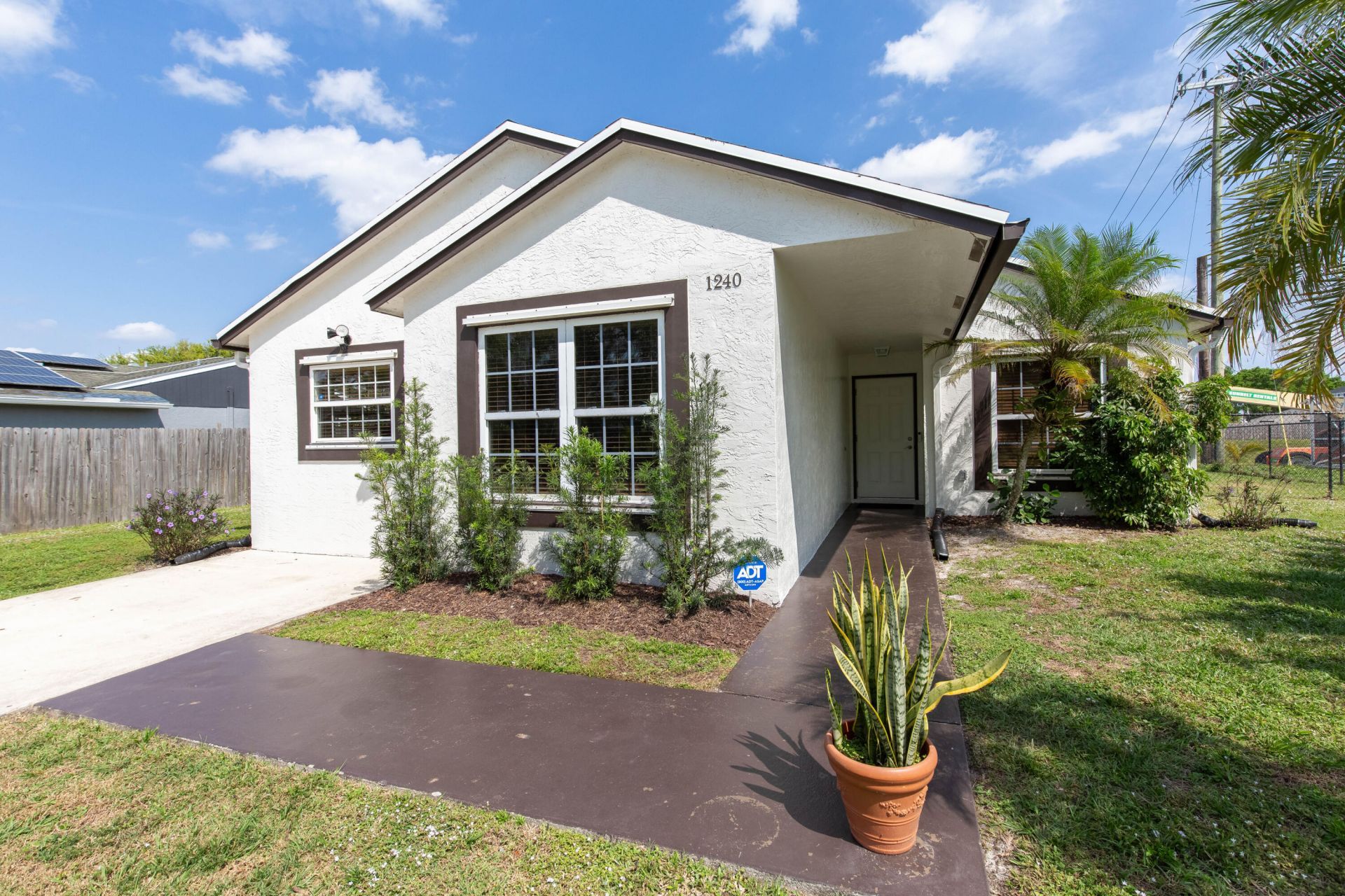 1240 Grandview Circle, Royal Palm Beach, FL 33411 Photo