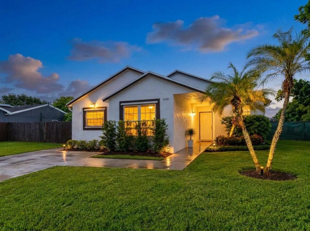 1240 Grandview Circle, Royal Palm Beach, FL 33411 Photo