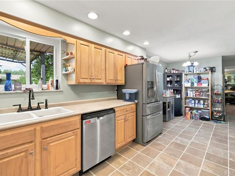 4210 White Oak Drive, Beavercreek, OH 45432 Photo 11