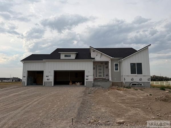 3757 E 369 N, RIGBY, ID 83442
