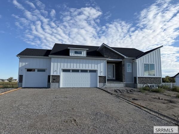 3757 E 369 N, RIGBY, ID 83442
