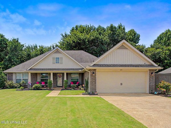 8781 Courtly Circle S , Olive Branch, MS 38654