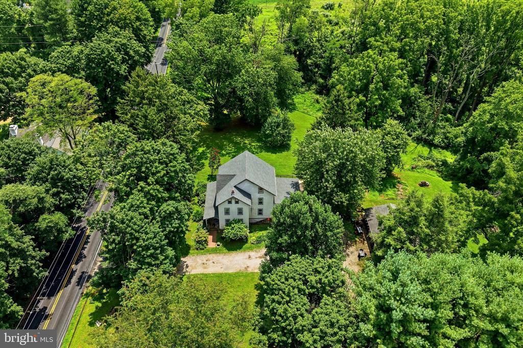 1208 VALLEY ROAD, GLEN MILLS, PA 19342