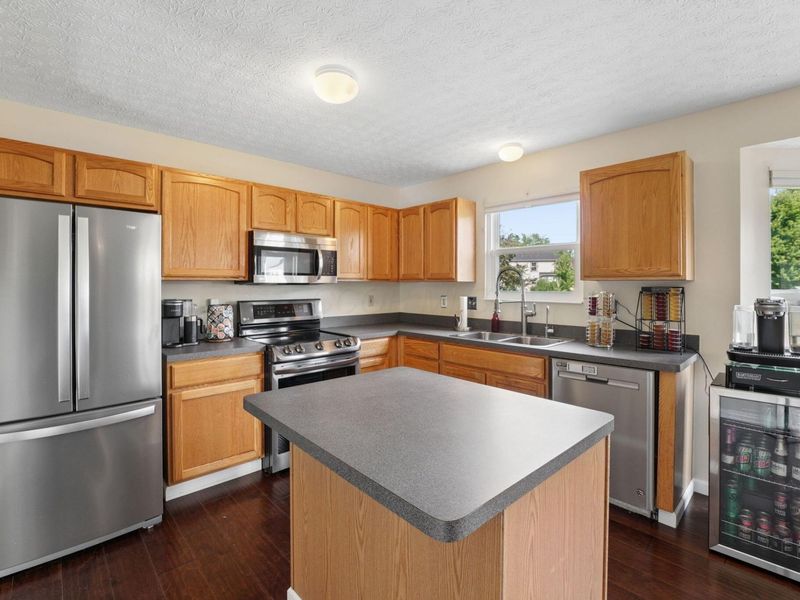 896 Military Drive, Galloway, OH 43119 Photo 11