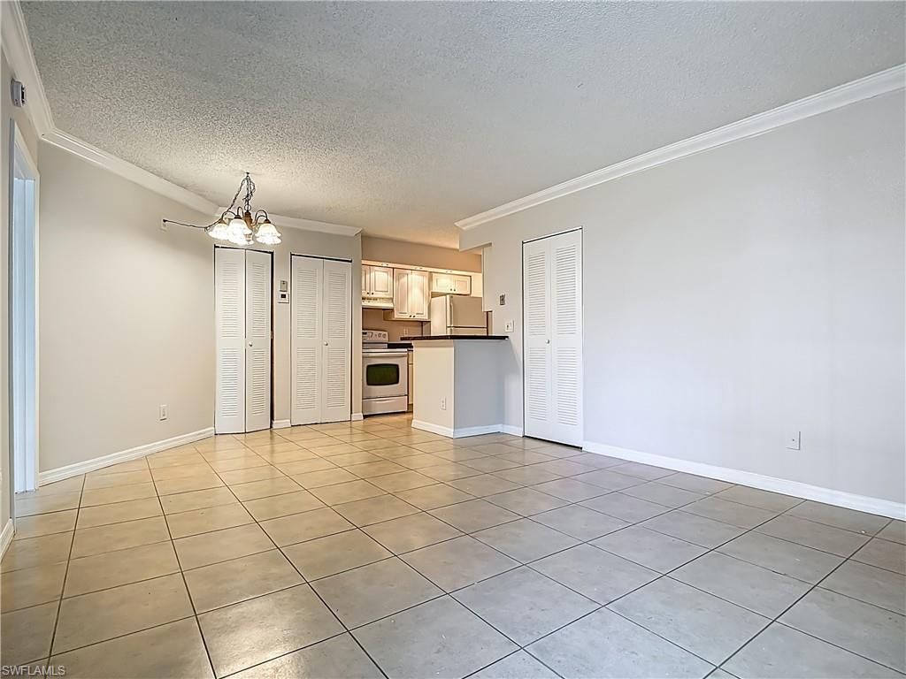 194 Santa Clara Dr, Unit 12, Naples, FL 34104 Photo