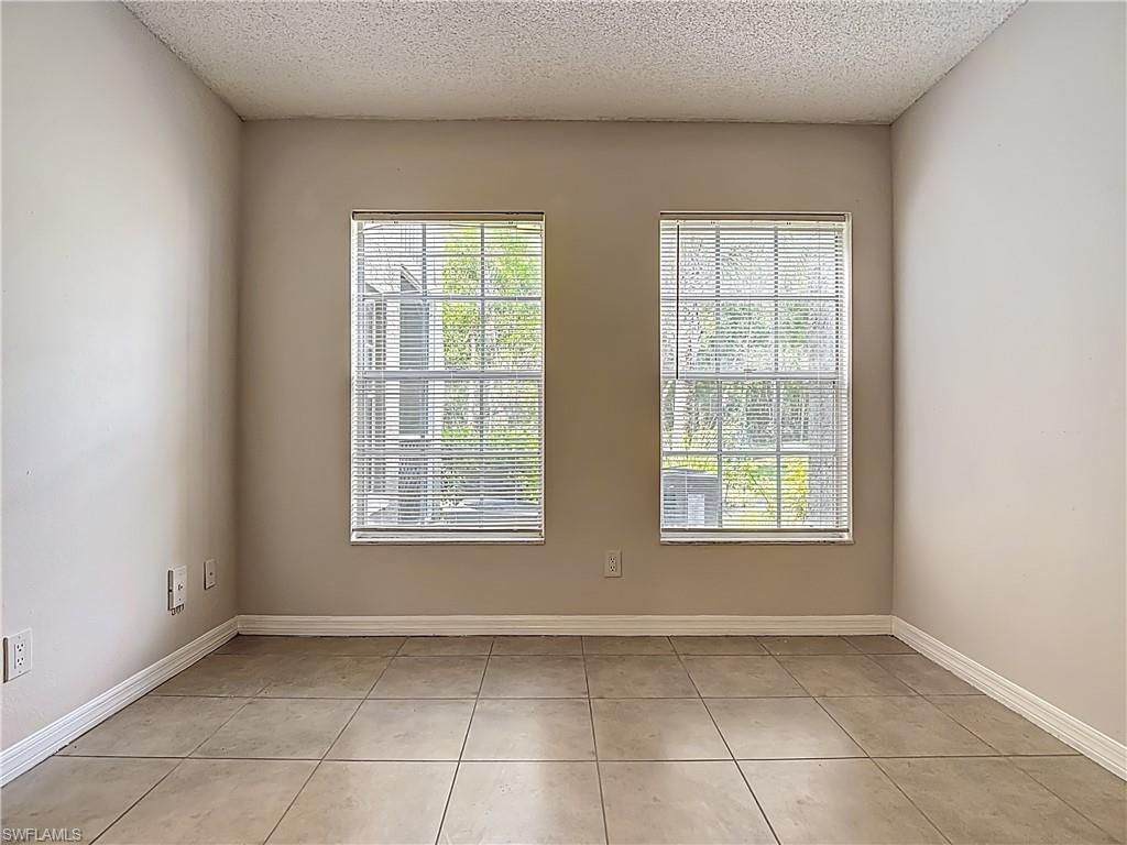 194 Santa Clara Dr, Unit 12, Naples, FL 34104 Photo