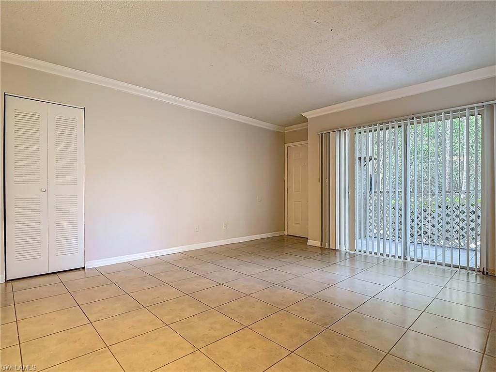 194 Santa Clara Dr, Unit 12, Naples, FL 34104 Photo