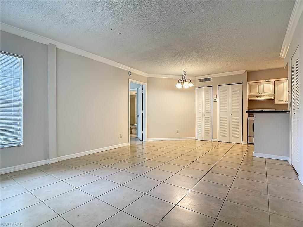 194 Santa Clara Dr, Unit 12, Naples, FL 34104 Photo