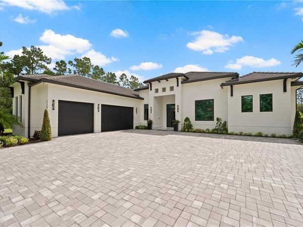 428 22nd ST SE, NAPLES, FL 34117