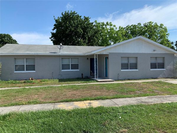 2463 AVENUE C SW, Unit A, WINTER HAVEN, FL 33880