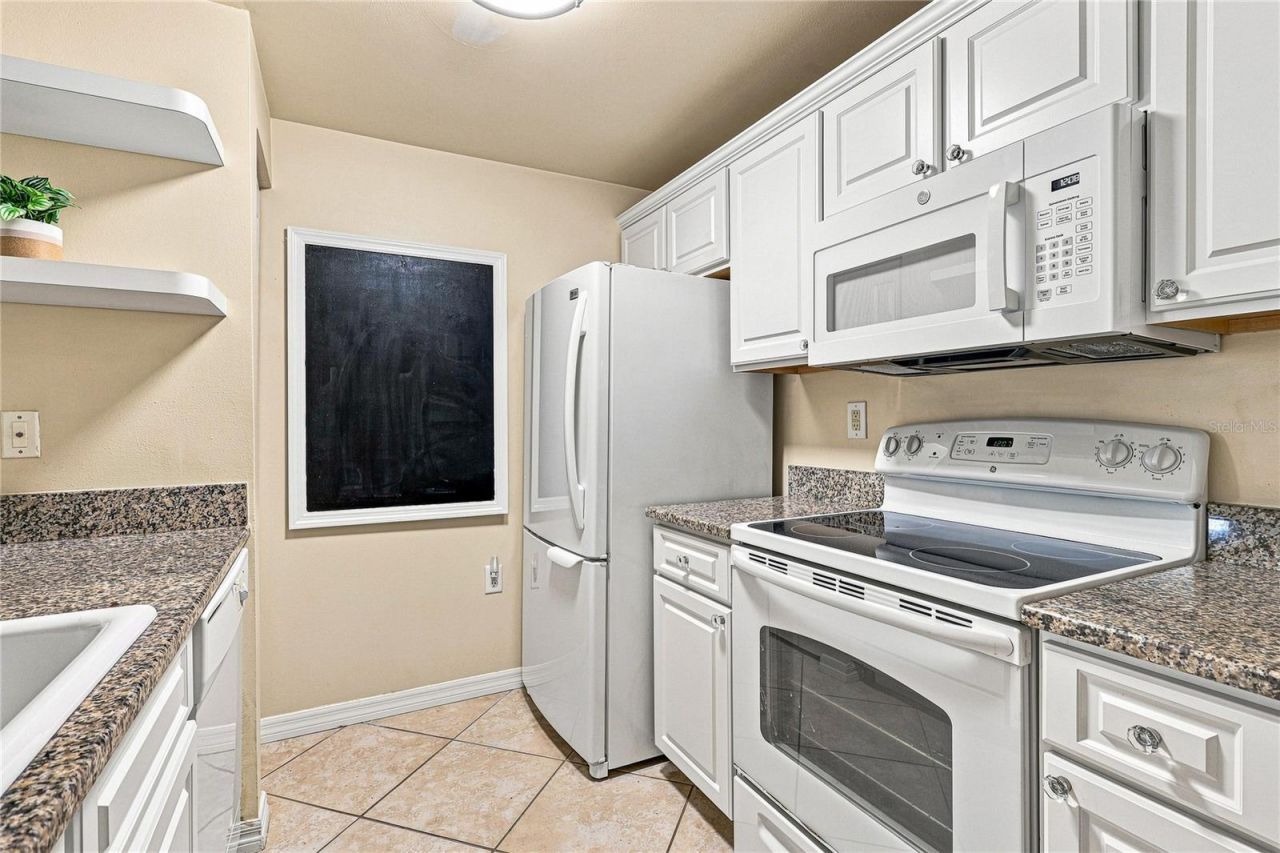 5459 Bentgrass Drive, Unit 2-110, Sarasota, FL 34235 Photo