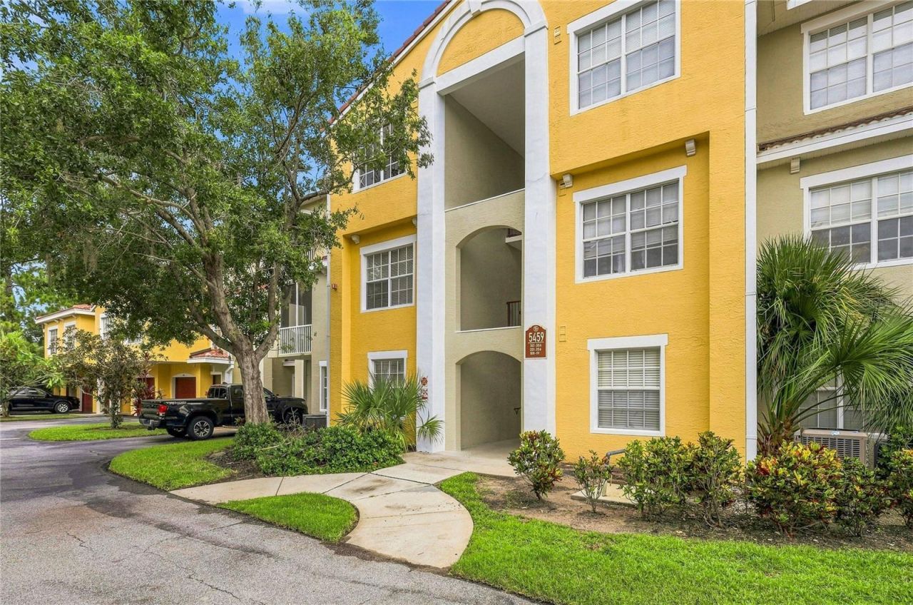 5459 Bentgrass Drive, Unit 2-110, Sarasota, FL 34235 Photo
