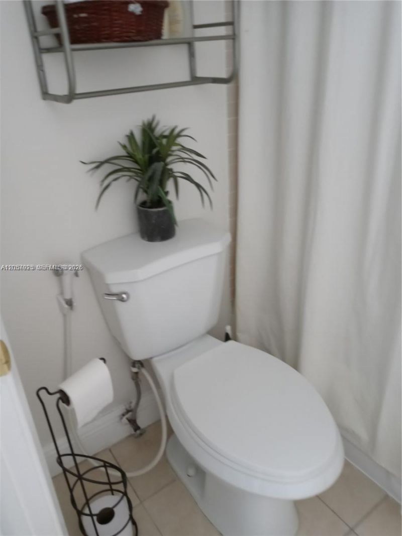 10253 NW 9th St Cir, Unit 102-6, Miami, FL 33172 Photo