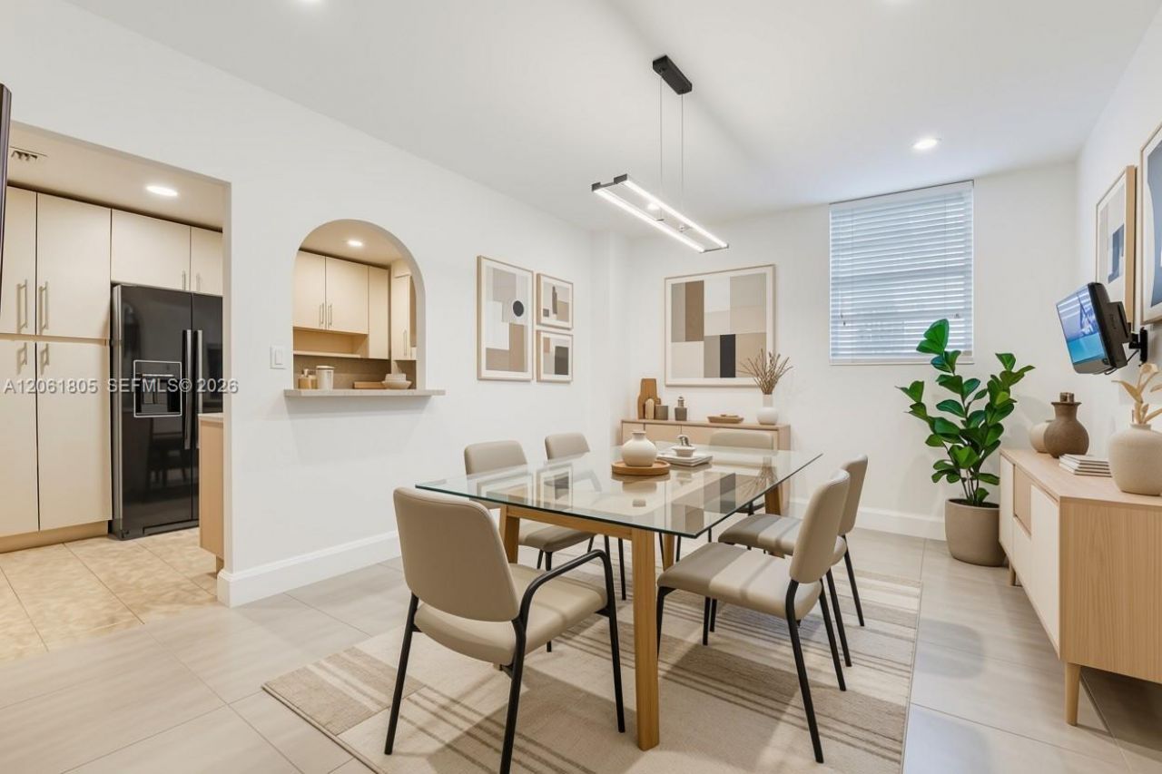 90 Edgewater Dr , Unit 501, Coral Gables, FL 33133 Photo