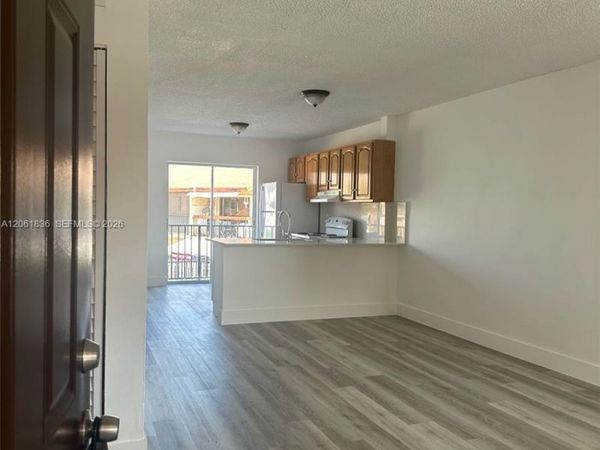 5435 W 24th Ave , Unit 41, Hialeah, FL 33016