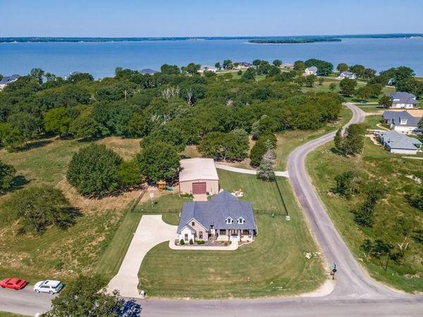 722 Clubview Drive , Kemp, TX 75143