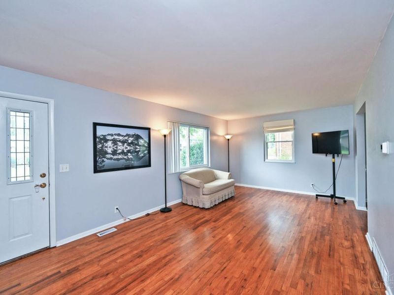 7064 Monongahela Drive, Newtown, OH 45244 Photo 4