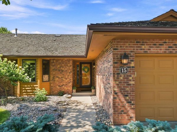 15 Anemone Circle, North Oaks, MN 55127