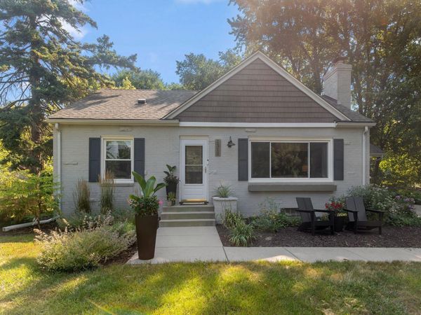 1310 Welcome Avenue N, Golden Valley, MN 55422