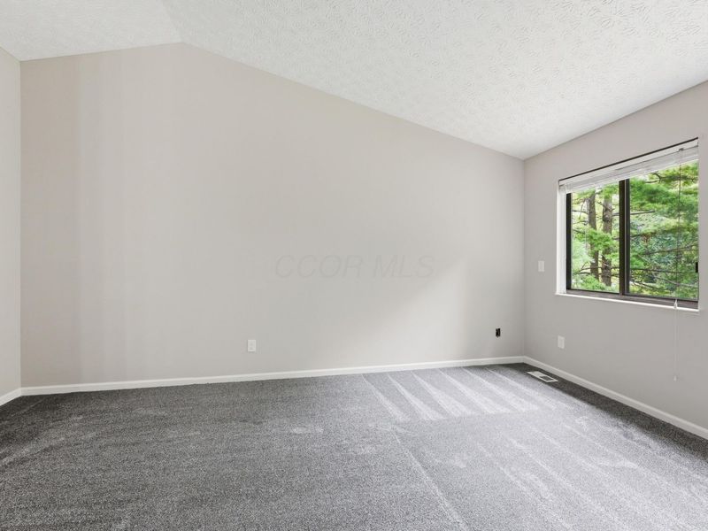 205 Brownsfell Drive , Columbus, OH 43235 Photo 18