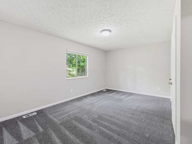 205 Brownsfell Drive , Columbus, OH 43235 Photo 27
