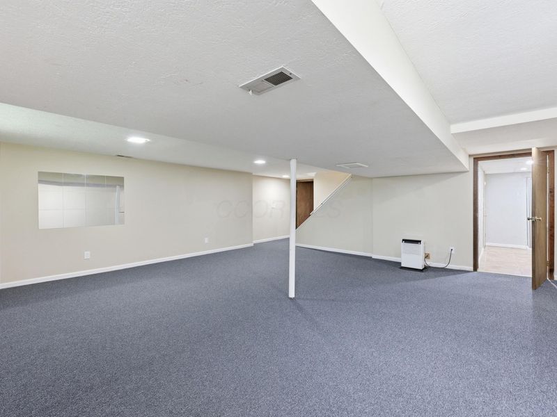 205 Brownsfell Drive , Columbus, OH 43235 Photo 31