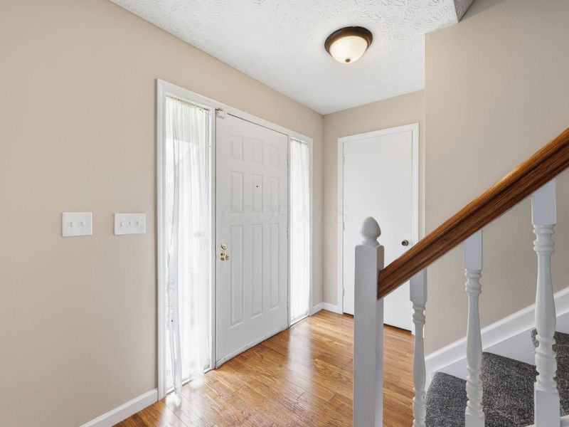 205 Brownsfell Drive , Columbus, OH 43235 Photo 4