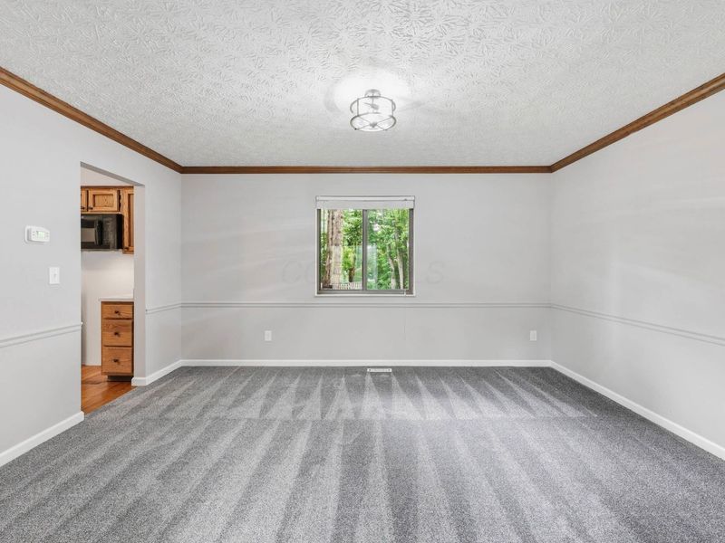 205 Brownsfell Drive , Columbus, OH 43235 Photo 8