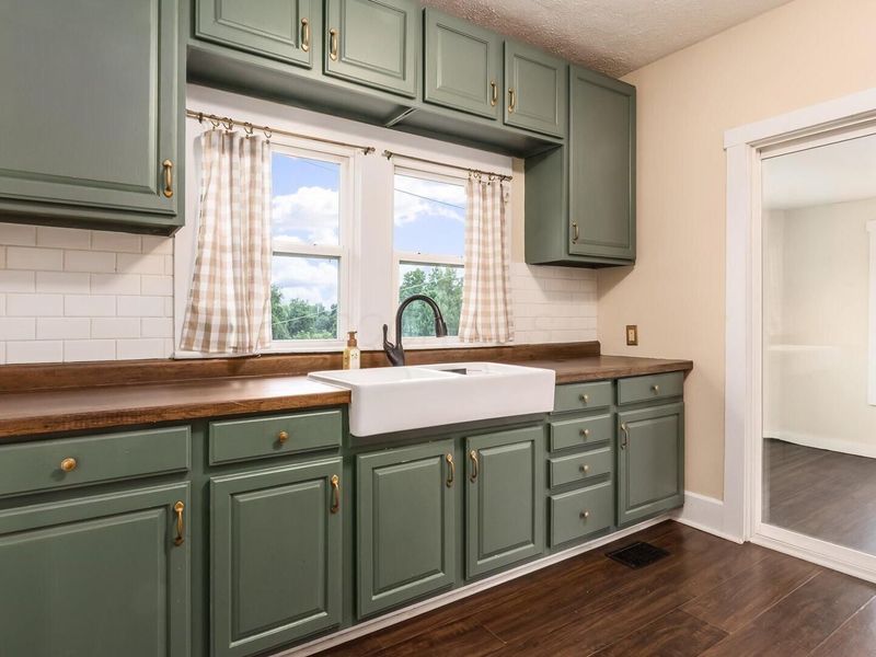 1686 Airport Road, New Lexington, OH 43764 Photo 14