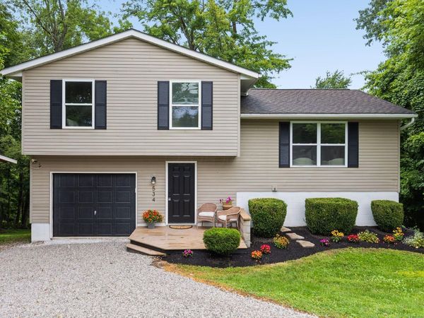 534 Brentwood Drive NE, Newark, OH 43055