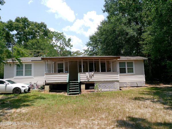 1645 Coy Avenue, Wiggins, MS 39577