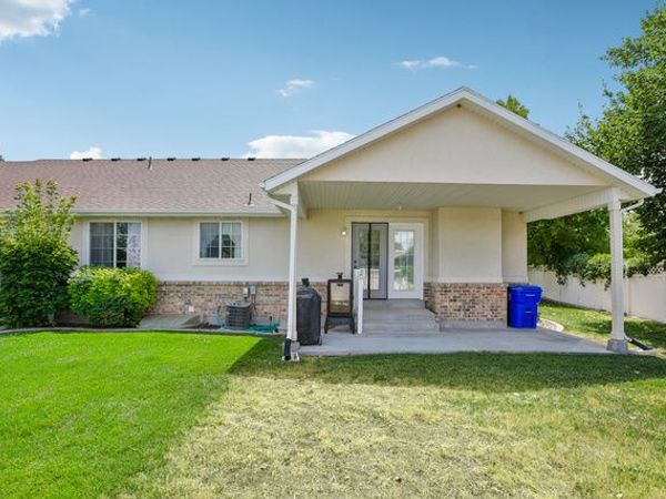 233 E COUNTRY HAVEN LN S, Grantsville, UT 84029