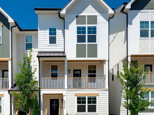 2010 Maple View Ln , Nashville, TN 37207