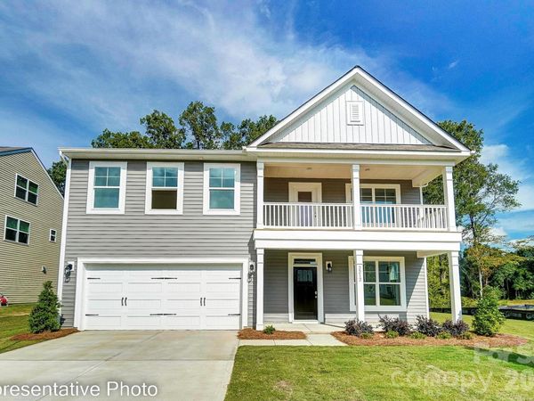 8474 Acadia Parkway , Sherrills Ford, NC 28673