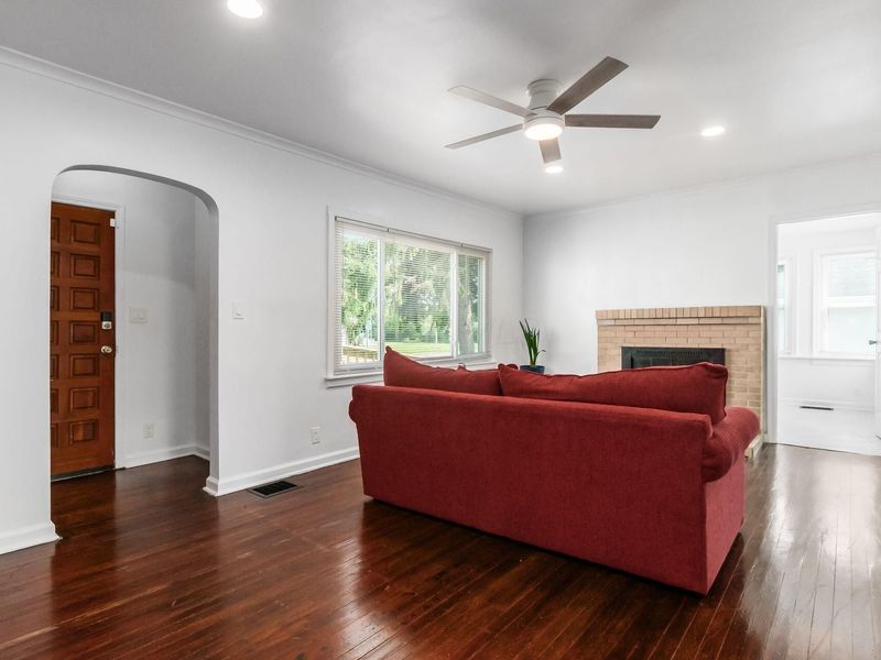 1101-1109 Barnett Road, Columbus, OH 43227 Photo 5
