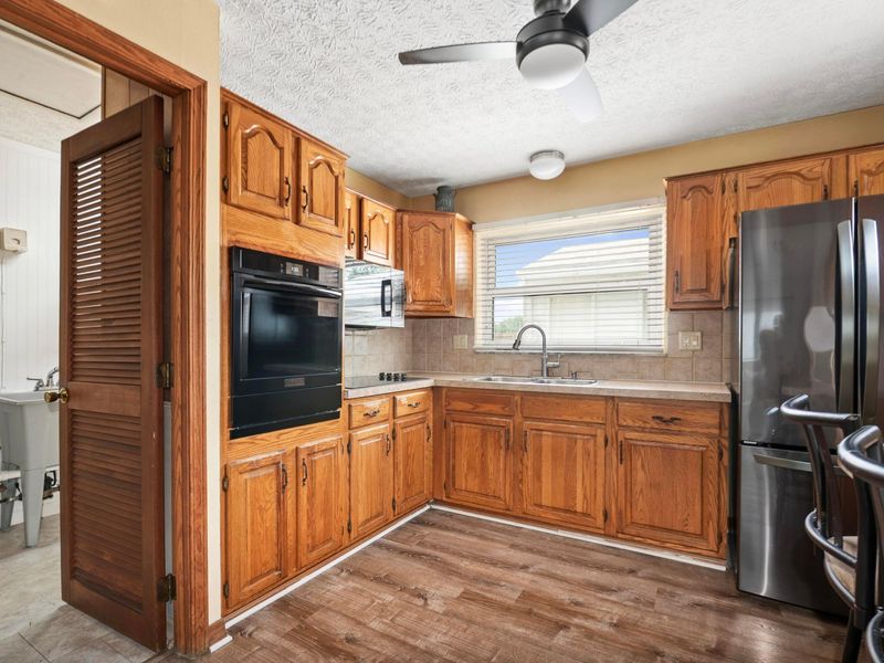 4004 Barthel Avenue, Columbus, OH 43227 Photo 6