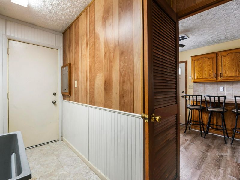 4004 Barthel Avenue, Columbus, OH 43227 Photo 9